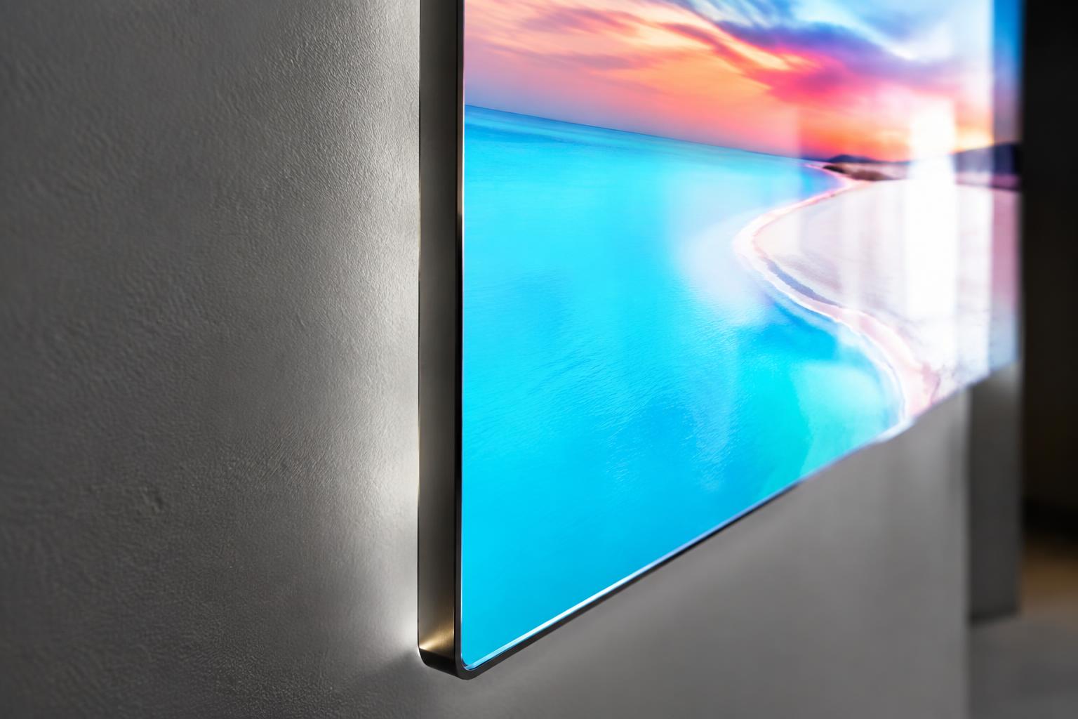 espejo con TV integrado en una pared – Pantalla cuando lo enciendes